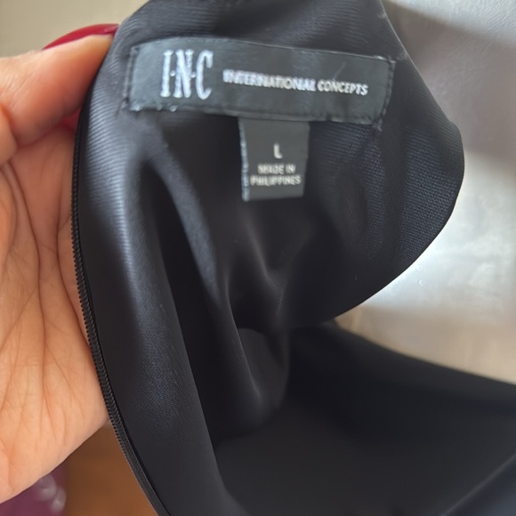 Inc Women’s Black Midi Knit Vneck Dress With Ruching Front sleeveless New Large - Picture 5 of 13